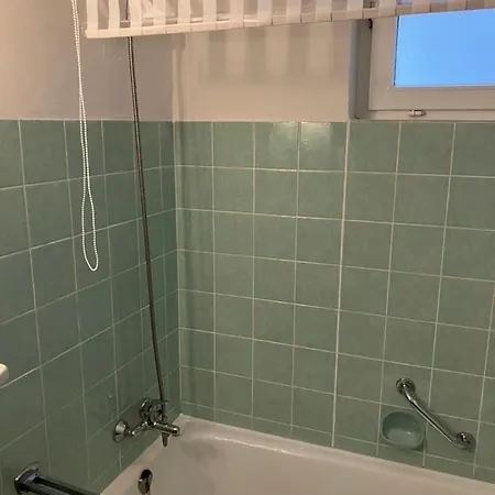 Apartment Gemuetliches 1 *